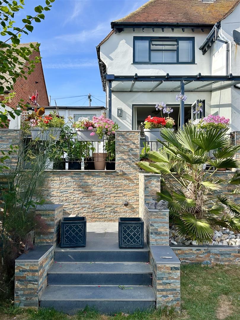 De La Warr Road, Bexhill-On-Sea